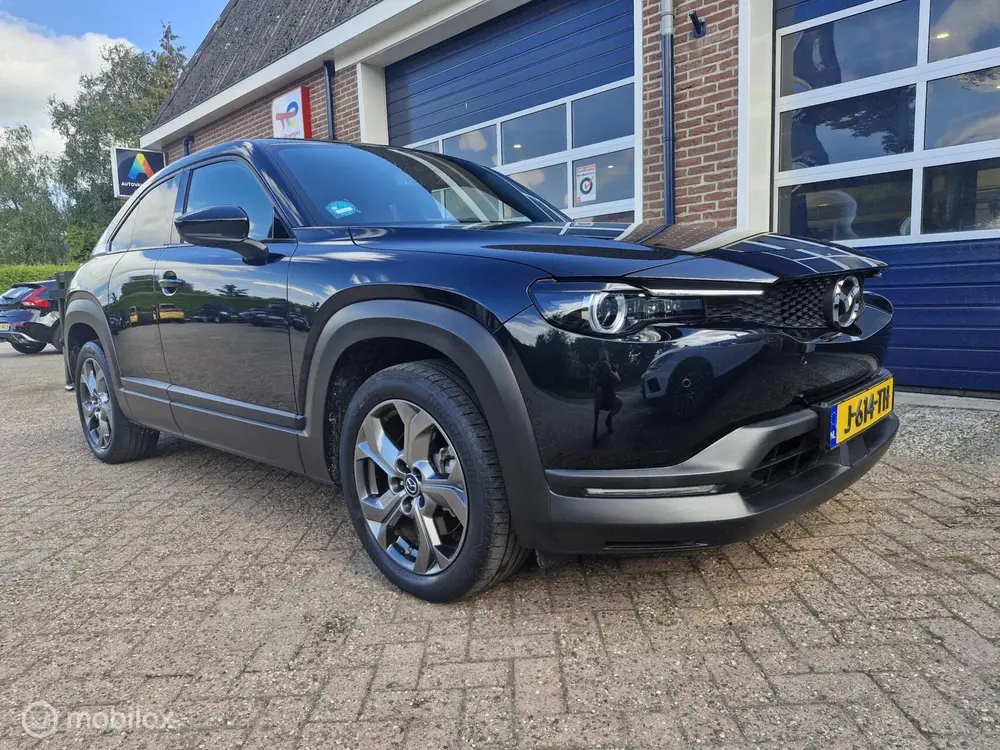 Mazda MX-30 e-SkyActiv 145 First Edition 36 kWh uit 2020, foto 6