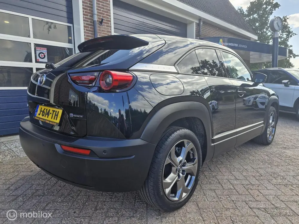 Mazda MX-30 e-SkyActiv 145 First Edition 36 kWh uit 2020, foto 7