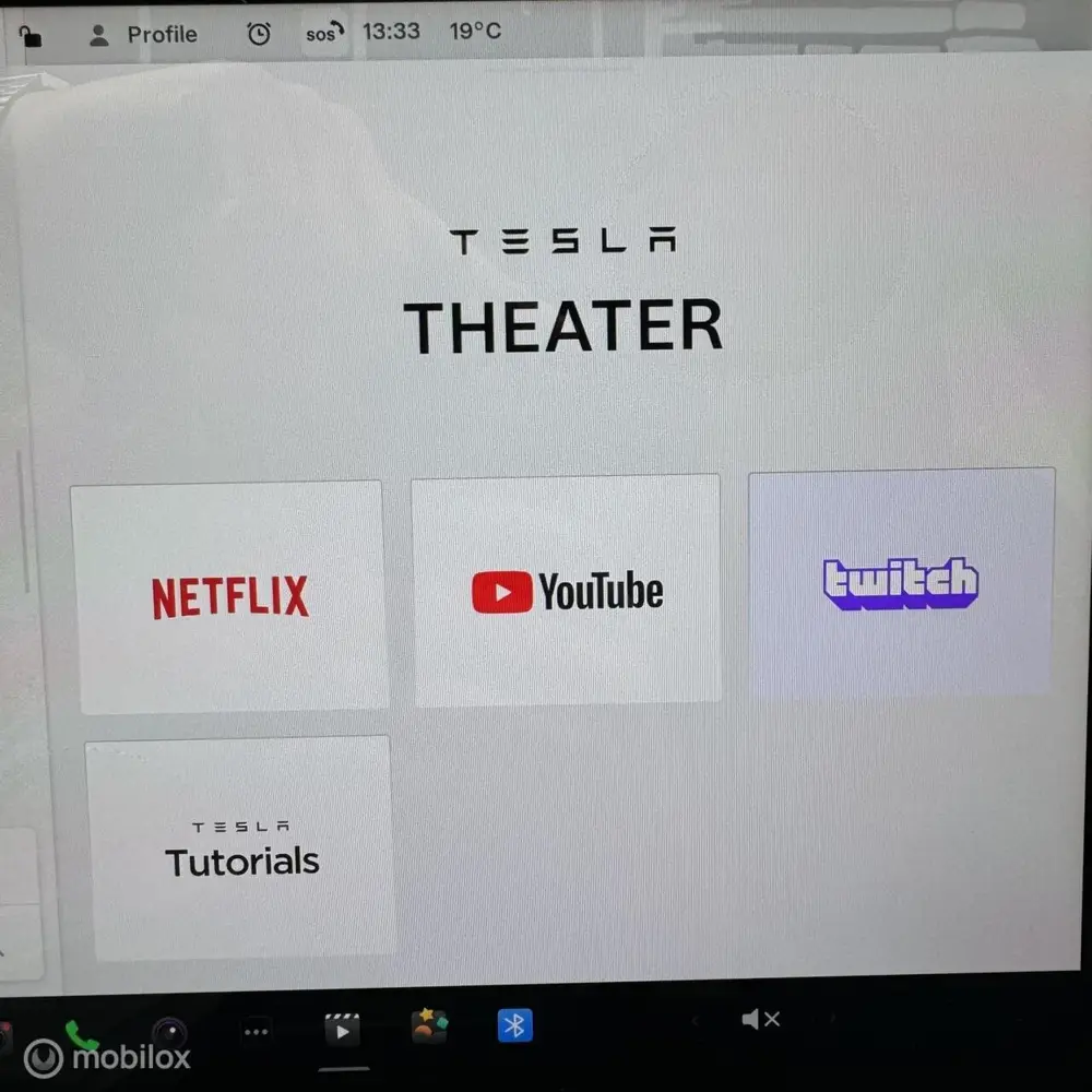 Tesla Model Y RWD + MMX PACK + IAP uit 2023, foto 12