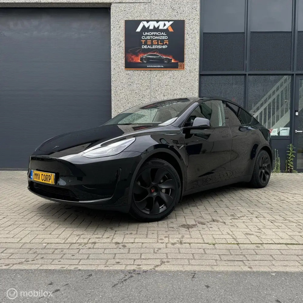 Tesla Model Y RWD + MMX PACK + IAP uit 2023, foto 5