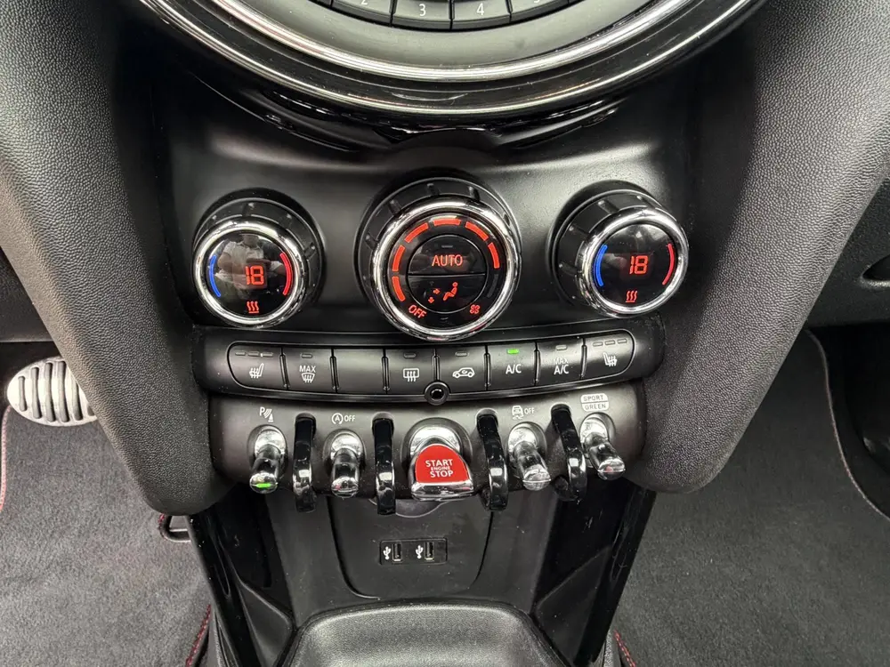 Mini John Cooper Works 2.0 John Cooper Works Chili uit 2020, foto 9