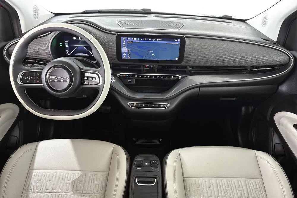 Fiat 500 3+1 La Prima 42 kWh Panoramadak Stoelverwa uit 2024, foto 7