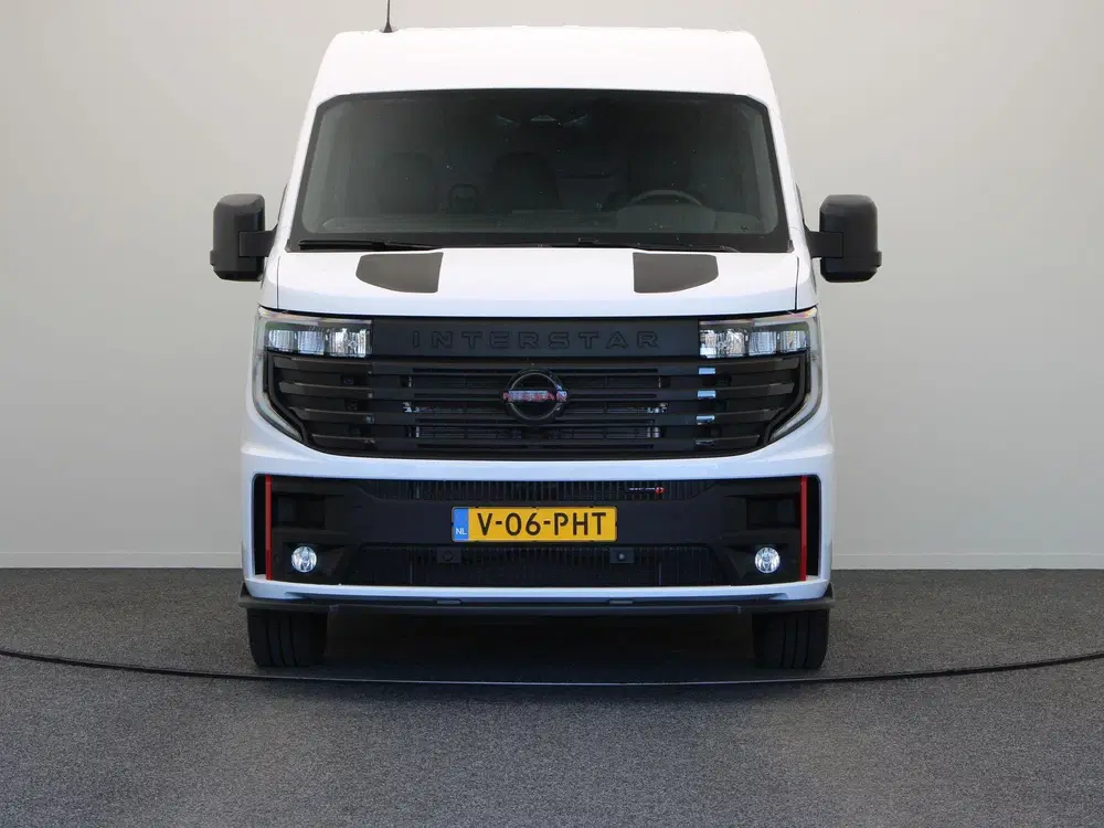 Nissan Interstar L2H2 Limited 87 kWh uit 2026, foto 4