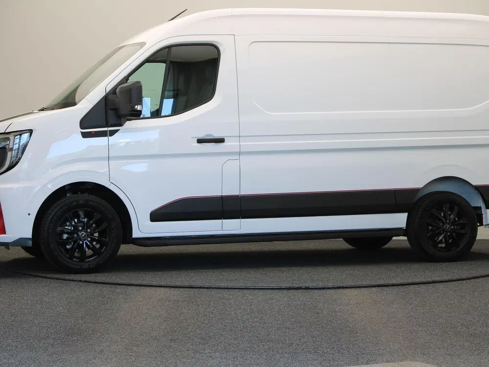 Nissan Interstar L2H2 Limited 87 kWh uit 2026, foto 9