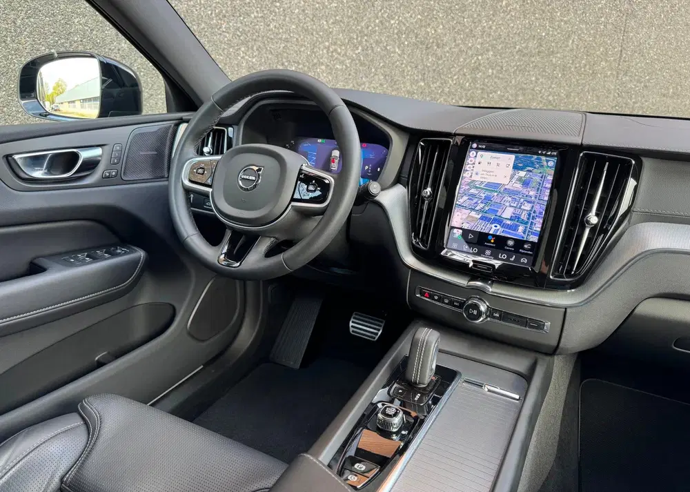 Volvo XC60 2.0 B5 R-Design Pano Google Massage 22 Inc uit 2022, foto 8