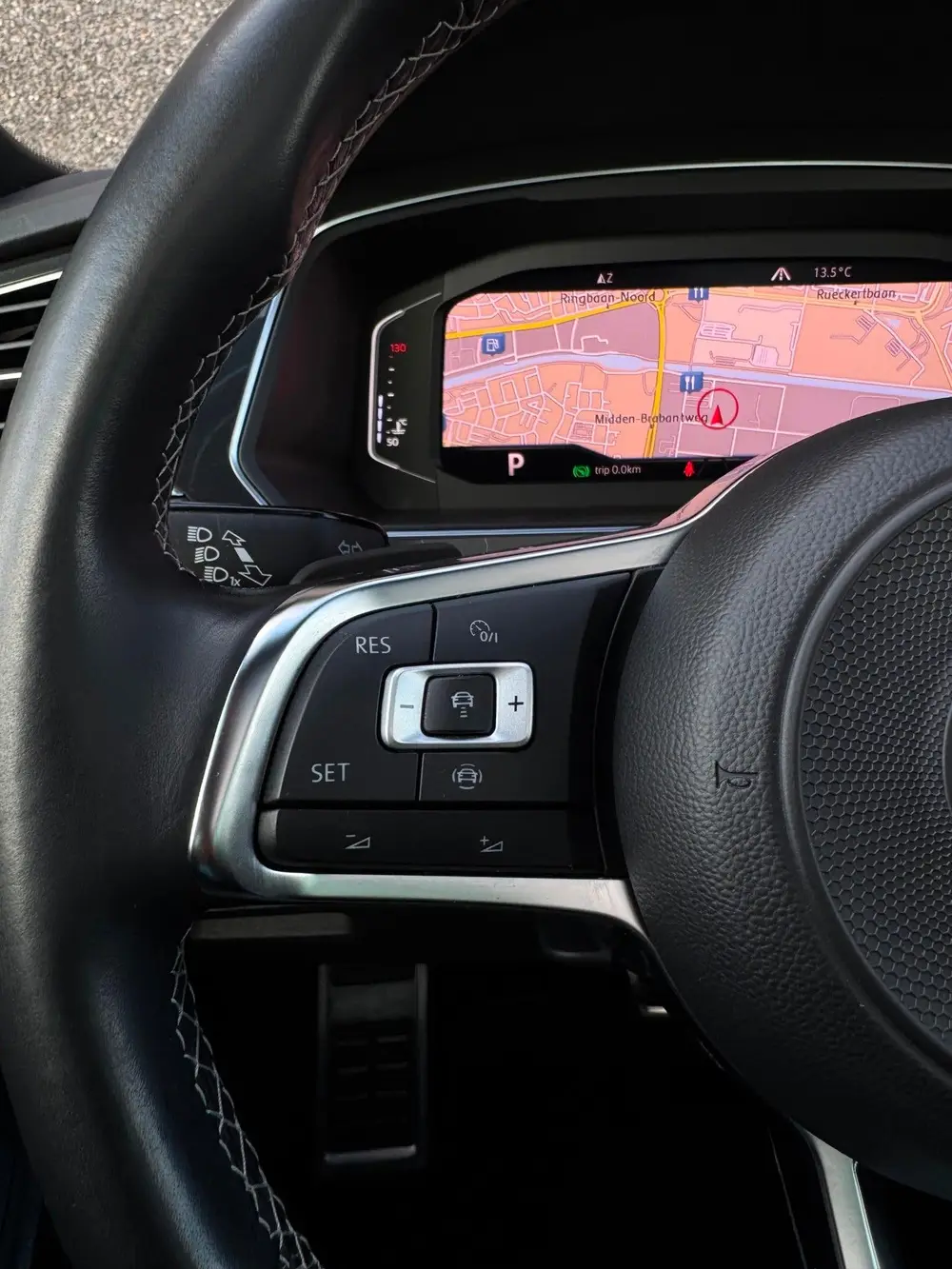 Volkswagen Tiguan 1.5 TSI 3x R-Line Pano Leder Navi Keyless uit 2019, foto 10
