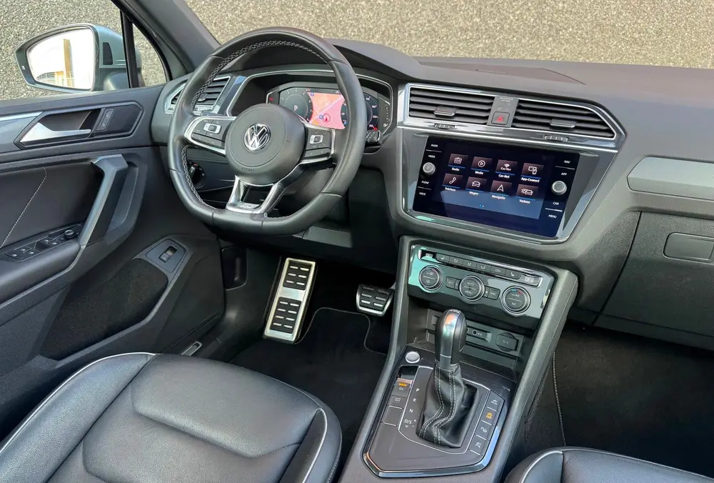 Volkswagen Tiguan 1.5 TSI 3x R-Line Pano Leder Navi Keyless uit 2019, foto 8