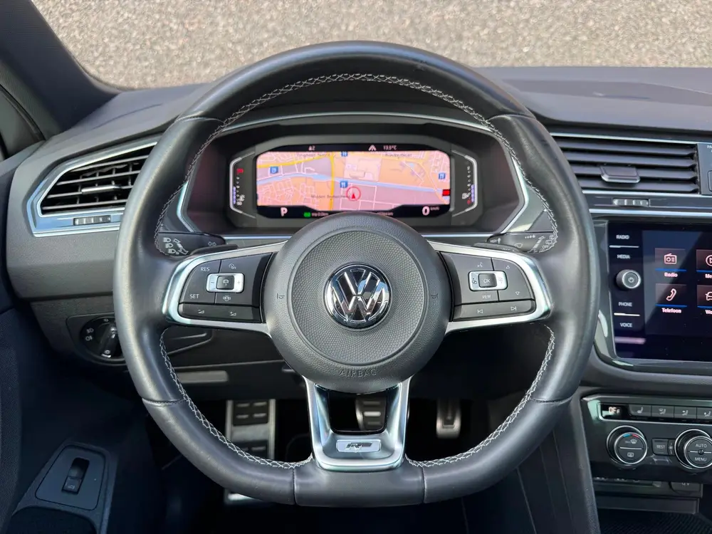 Volkswagen Tiguan 1.5 TSI 3x R-Line Pano Leder Navi Keyless uit 2019, foto 9