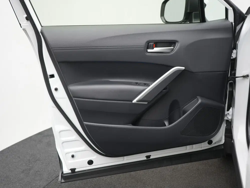 Toyota Corolla Cross Hybrid 140 Dynamic uit 2023, foto 17