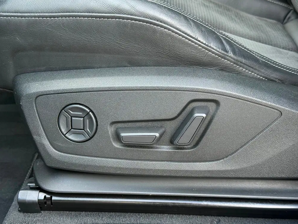 Audi Q3 45 TFSI e S edition uit 2022, foto 14