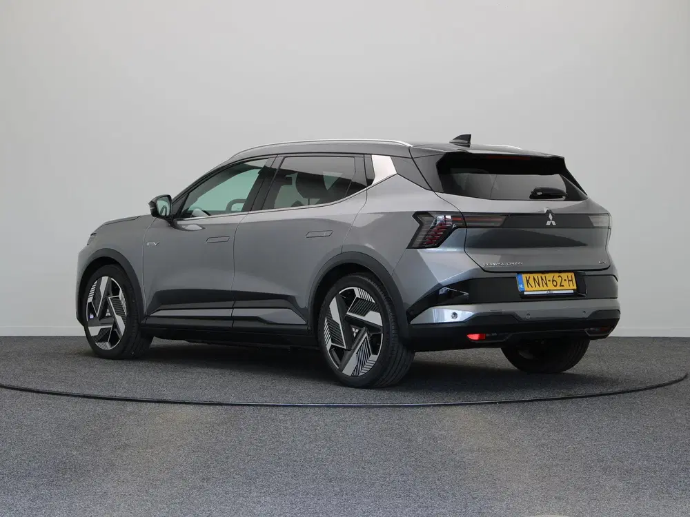 Mitsubishi Eclipse Cross Business Edition 87 kWh uit 2026, foto 2