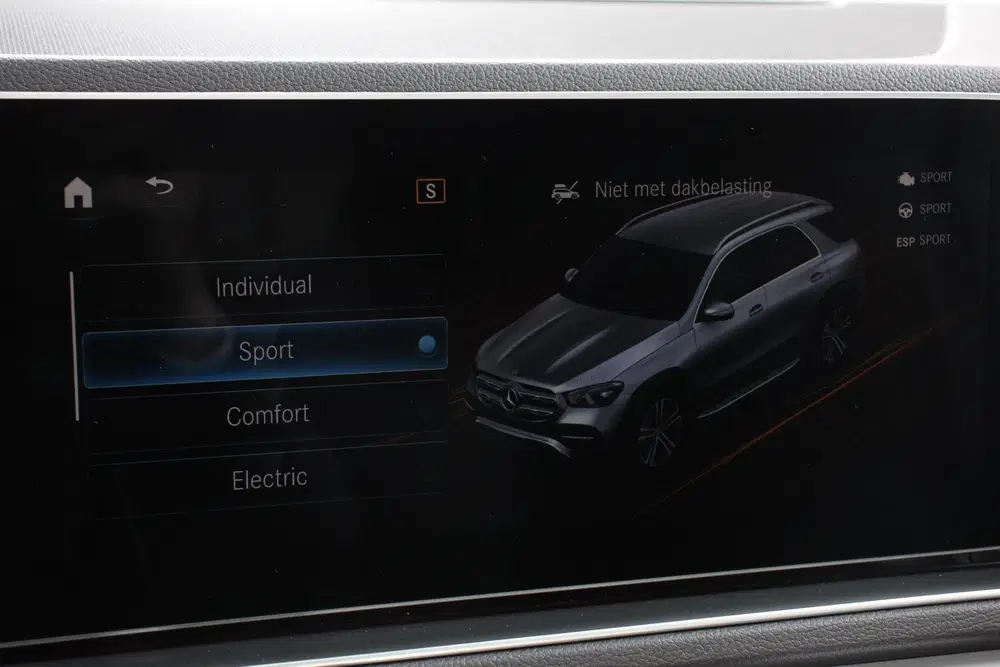 Mercedes-Benz GLE 350 e 4MATIC PHEV AMG Panorma dak B uit 2022, foto 12