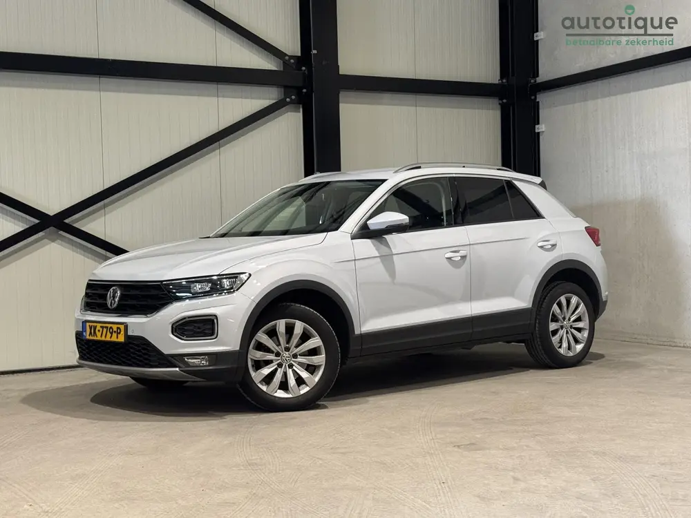Volkswagen T-Roc 1.5 TSI Style | virtual-dash | navi | camer uit 2019