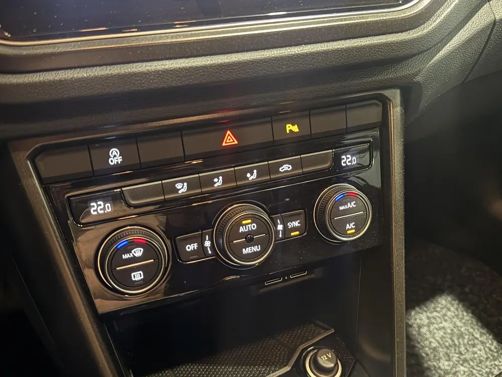 Volkswagen T-Roc 1.5 TSI Style | virtual-dash | navi | camer uit 2019, foto 13