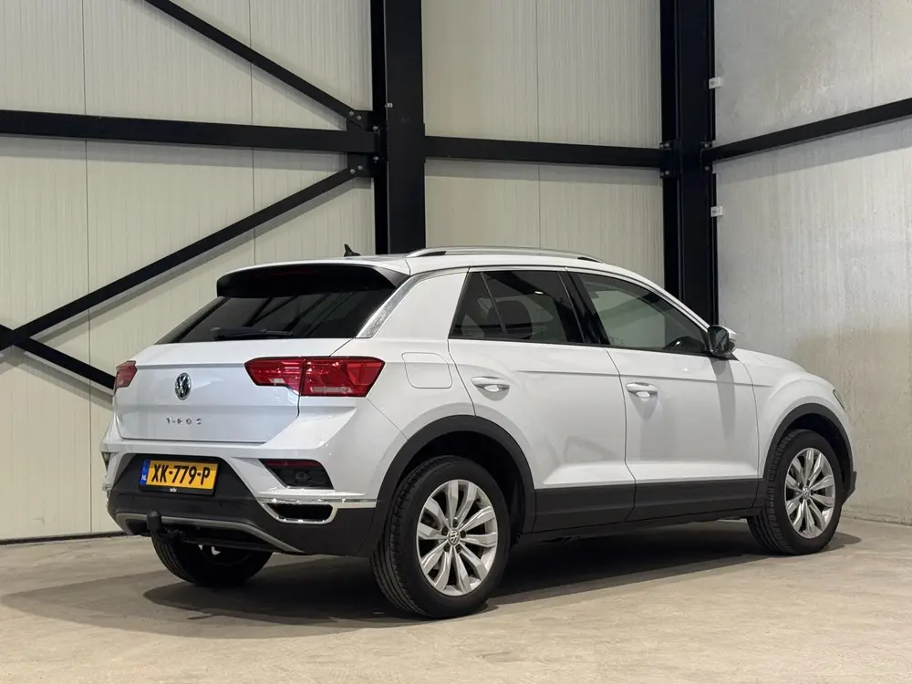Volkswagen T-Roc 1.5 TSI Style | virtual-dash | navi | camer uit 2019, foto 2