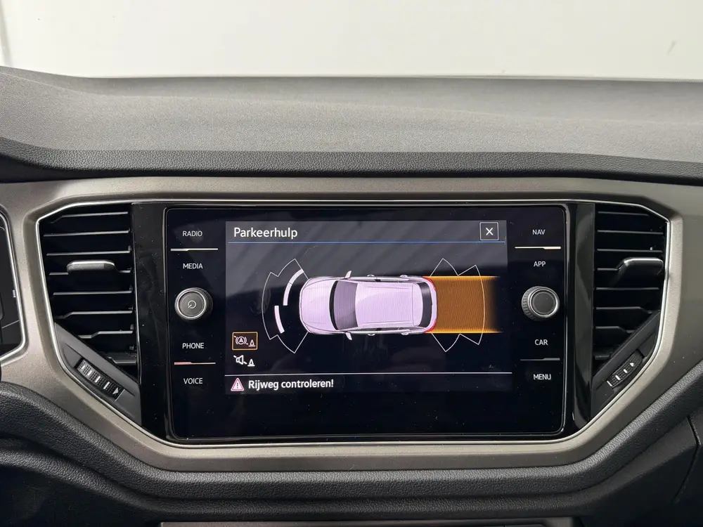 Volkswagen T-Roc 1.5 TSI Style Business | Panoramadak | Navi uit 2021, foto 12