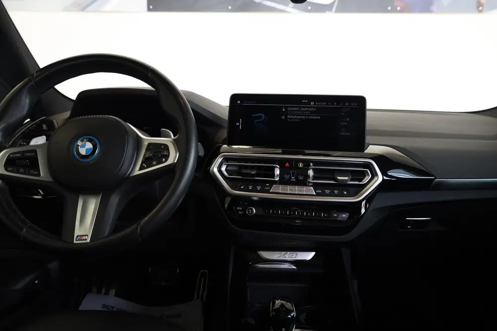 BMW X3 xDrive30e High Executive uit 2022, foto 11