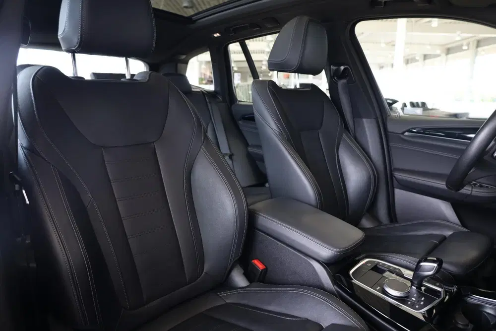 BMW X3 xDrive30e High Executive uit 2022, foto 9