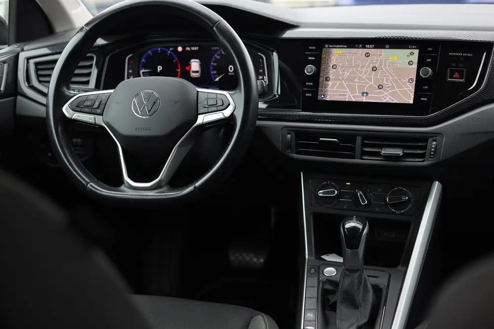 Volkswagen Polo 1.0 TSI AUTOMAAT | NAVI | CARPLAY | ACC uit 2022, foto 3