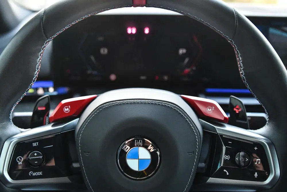 BMW M5 M5 M-Driver’s uit 2024, foto 14