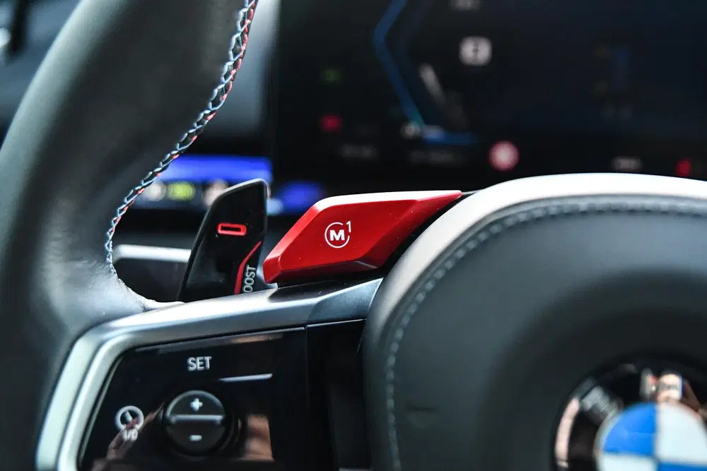BMW M5 M5 M-Driver’s uit 2024, foto 15