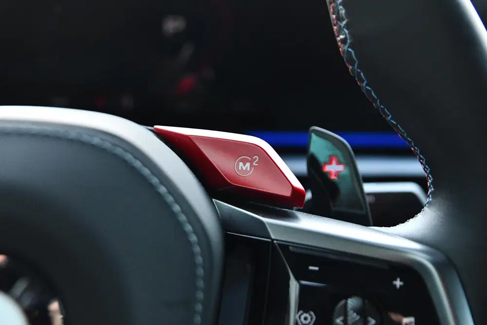 BMW M5 M5 M-Driver’s uit 2024, foto 16