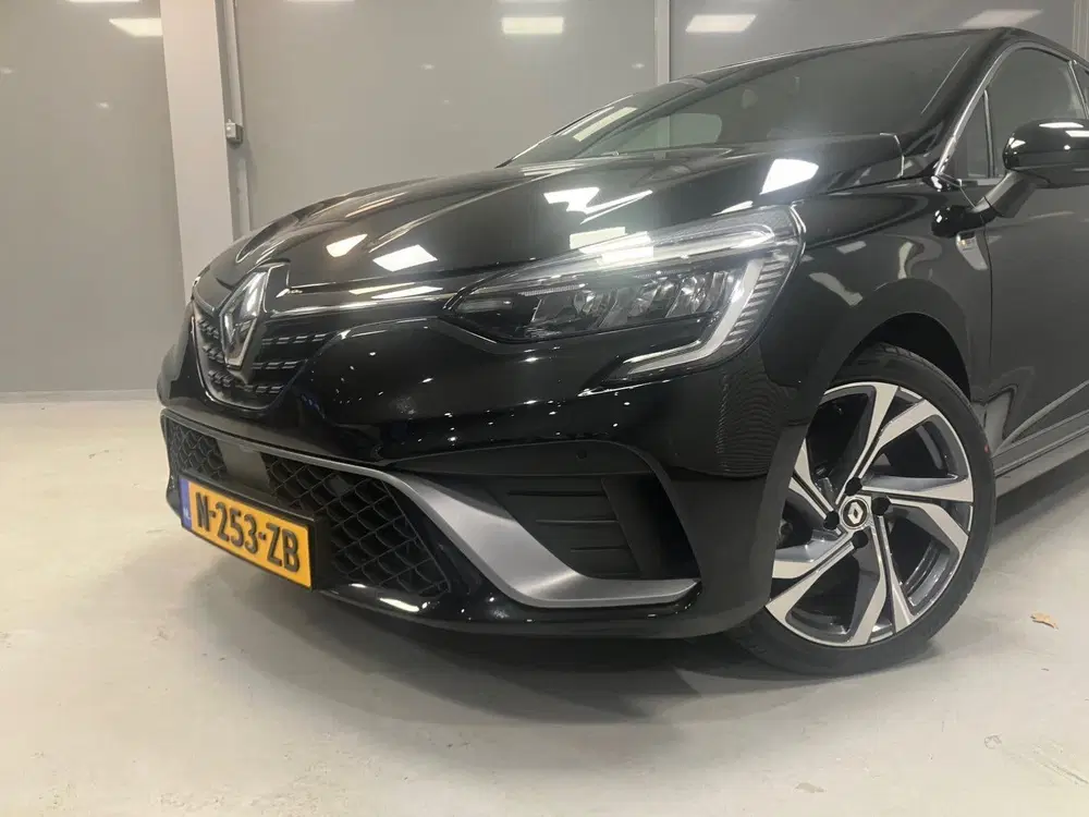 Renault Clio 1.6 E-Tech Hybrid 140 R.S. Line uit 2022, foto 17