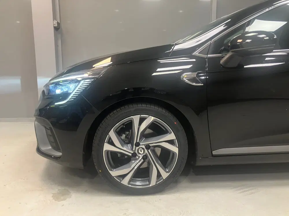 Renault Clio 1.6 E-Tech Hybrid 140 R.S. Line uit 2022, foto 20