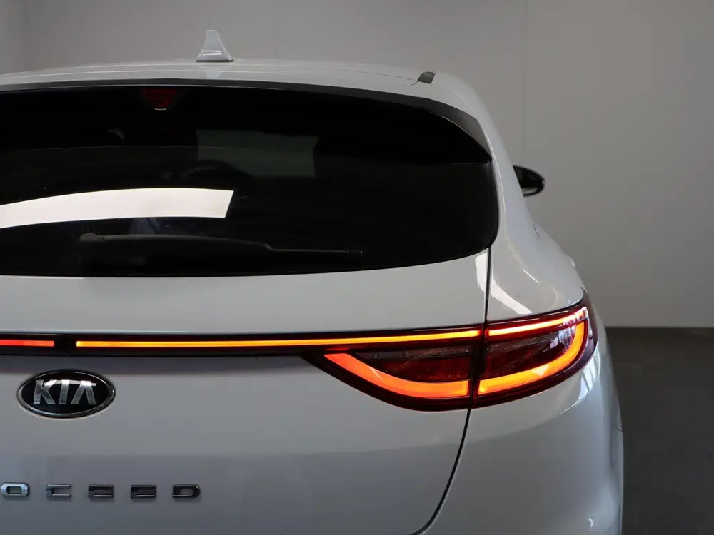 Kia ProCeed 1.0 T-GDI GT-Line uit 2021, foto 18