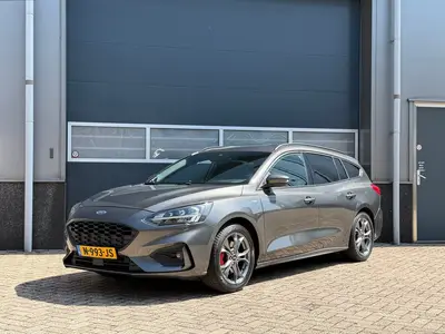 Ford Focus 1.0 Vignale ST-Line bj.2019 Camera uit 2019