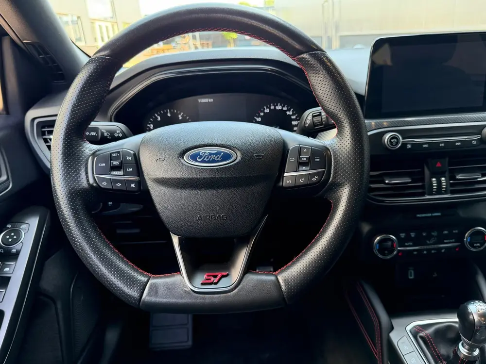Ford Focus 1.0 Vignale ST-Line bj.2019 Camera uit 2019, foto 16