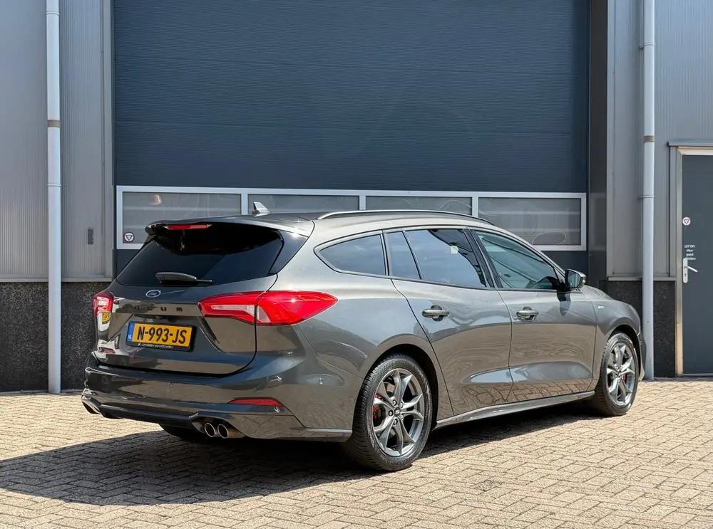 Ford Focus 1.0 Vignale ST-Line bj.2019 Camera uit 2019, foto 5