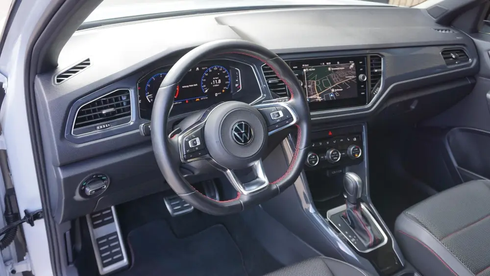 Volkswagen T-Roc 1.5 150pk TSI Sport Pano Virtual Stoelverw uit 2020, foto 9