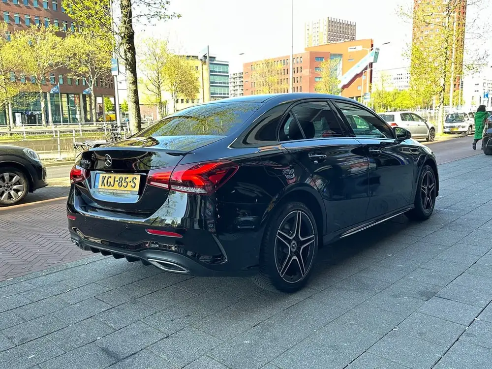 Mercedes-Benz A-Klasse 250 e Business Solution AMG Limited C uit 2021, foto 3