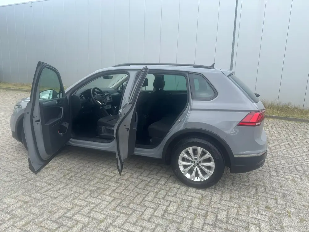 Volkswagen Tiguan 1.5 TSI Life , Achteruitrijcamera, Stoel e uit 2021, foto 4