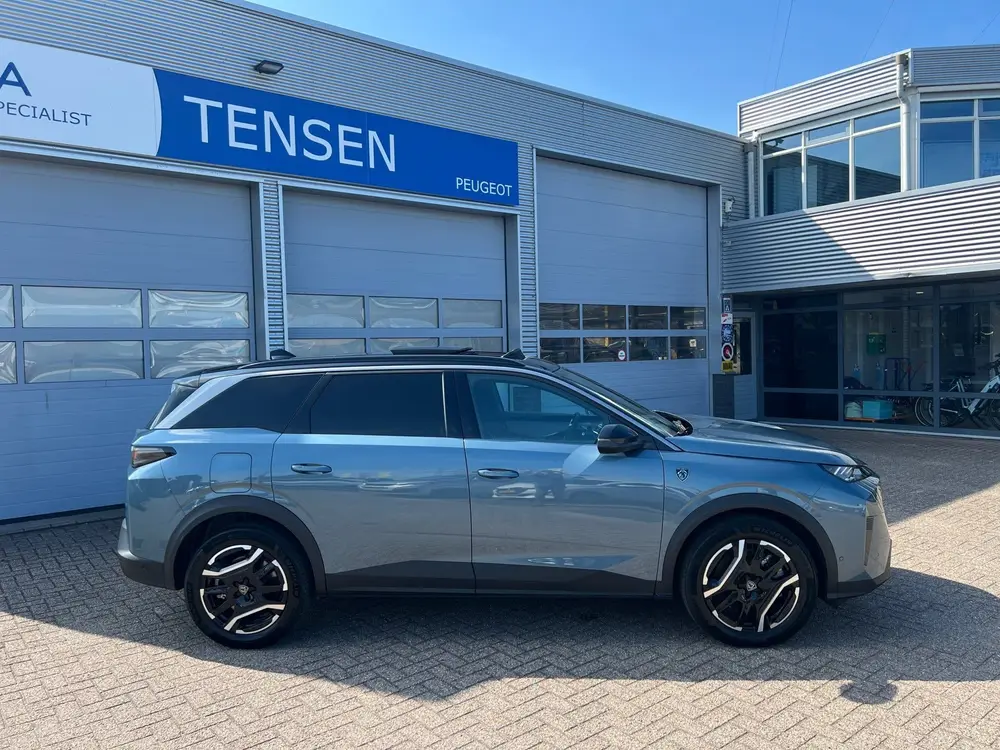 Peugeot 5008 1.6 Plug-in Hybrid 195 GT 7p uit 2026, foto 12