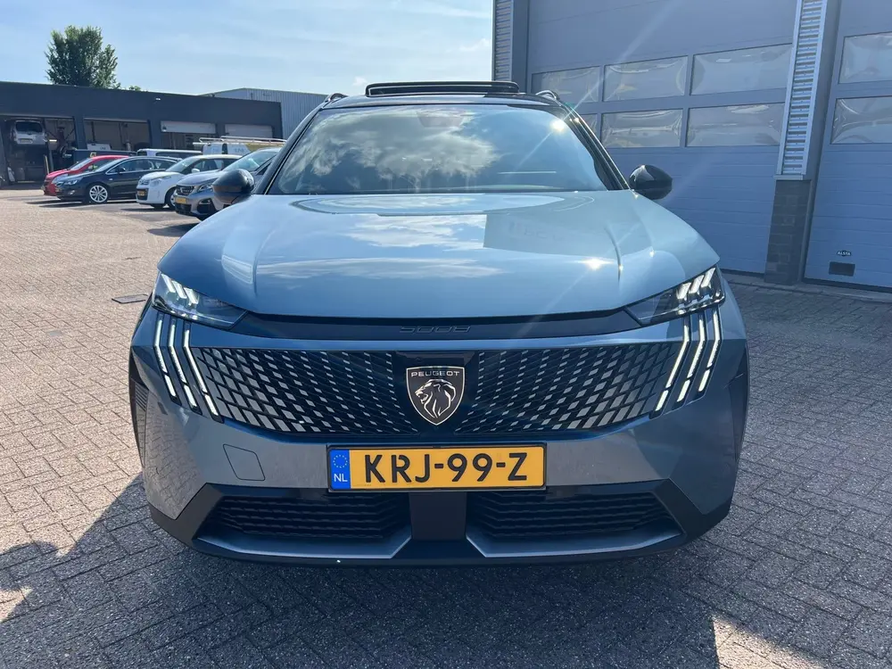Peugeot 5008 1.6 Plug-in Hybrid 195 GT 7p uit 2026, foto 4