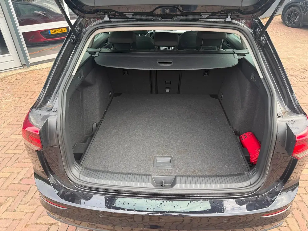 Volkswagen Golf Variant 1.5 eTSI 150pk DSG | Trekhaak | ACC uit 2023, foto 11