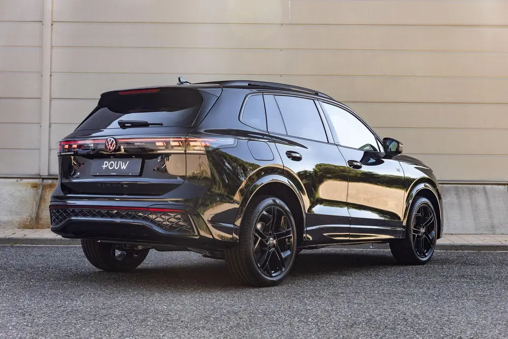 Volkswagen Tiguan 1.5 eHybrid 204pk R-Line Edition | Panoram uit 2026, foto 2