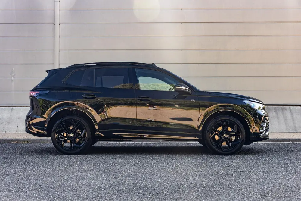 Volkswagen Tiguan 1.5 eHybrid 204pk R-Line Edition | Panoram uit 2026, foto 3