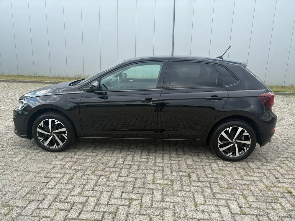 Volkswagen Polo 1.0 TSI Life, Cruise control adaptief , Navi uit 2022, foto 2