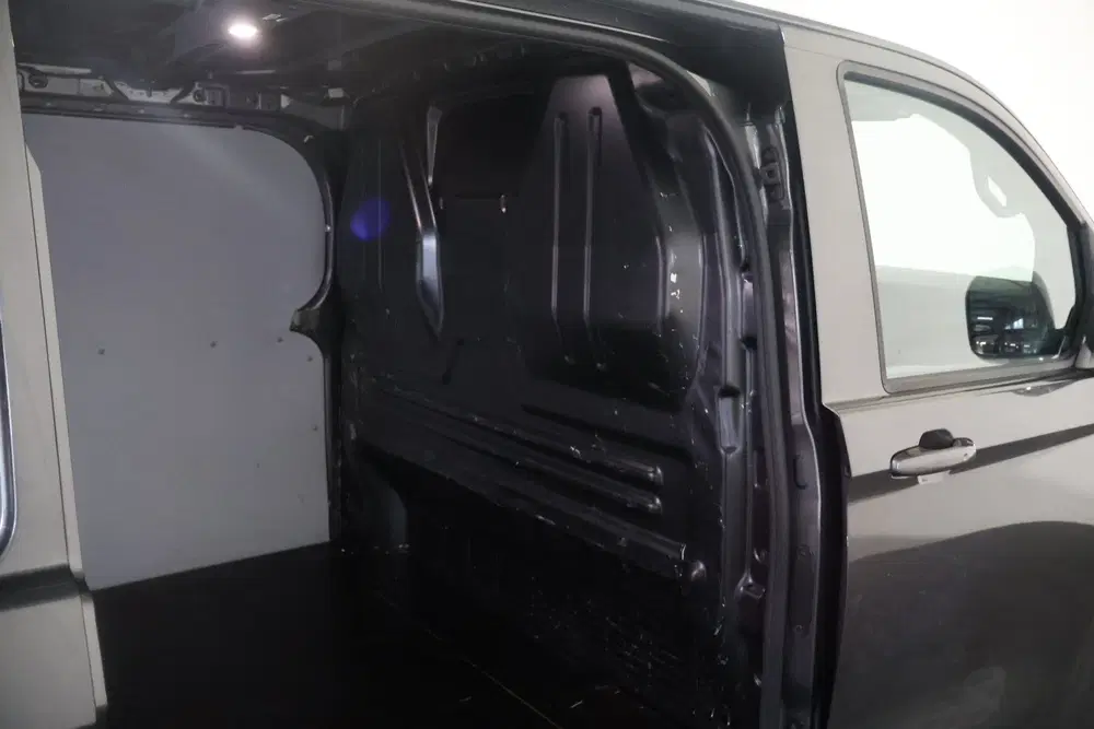 Volkswagen Transporter T7 2.0 TDI L2 H1 150pk (bj 2024) uit 2024, foto 17
