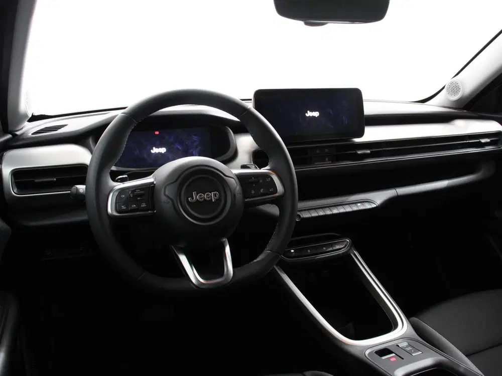 Jeep Avenger 1.2 e-Hybrid Altitude Automaat Climate con uit 2025, foto 12