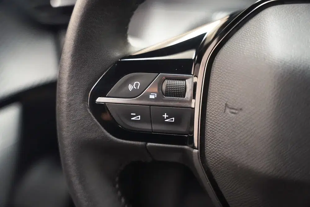 Peugeot 2008 EV Allure 50 kWh 3-fase [ LED Navi Camera uit 2023, foto 15