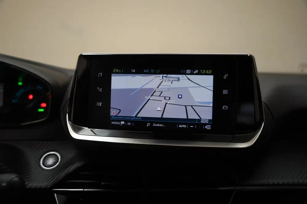 Peugeot 2008 EV Allure 50 kWh 3-fase [ LED Navi Camera uit 2023, foto 7