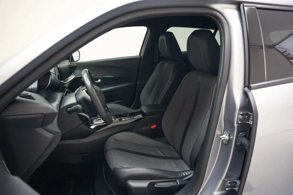 Peugeot 2008 EV Allure 50 kWh 3-fase [ LED Navi Camera uit 2023, foto 9