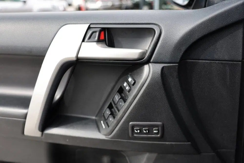 Toyota Land Cruiser 2.8 D-4D 5DRS EXECUTIVE A uit 2019, foto 19