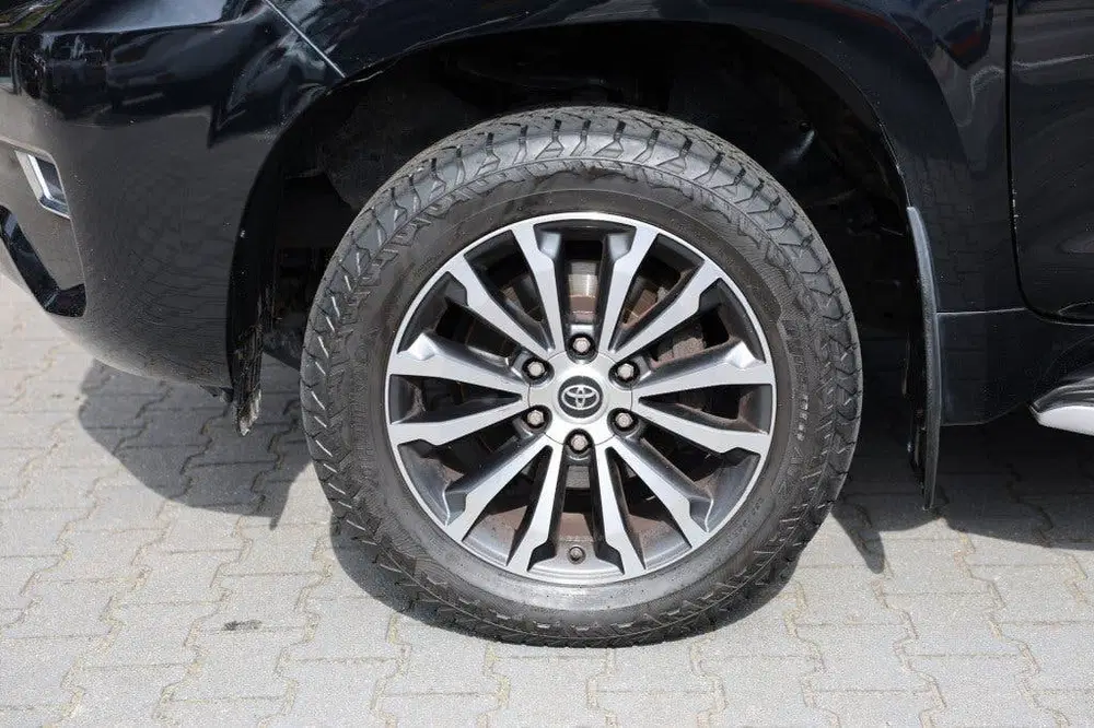 Toyota Land Cruiser 2.8 D-4D 5DRS EXECUTIVE A uit 2019, foto 3
