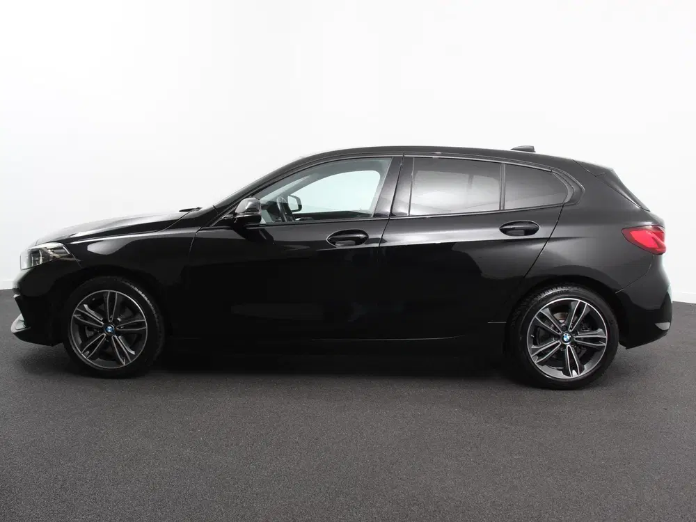 BMW 1-serie 118i Automaat Sportline Business Edition N uit 2022, foto 8