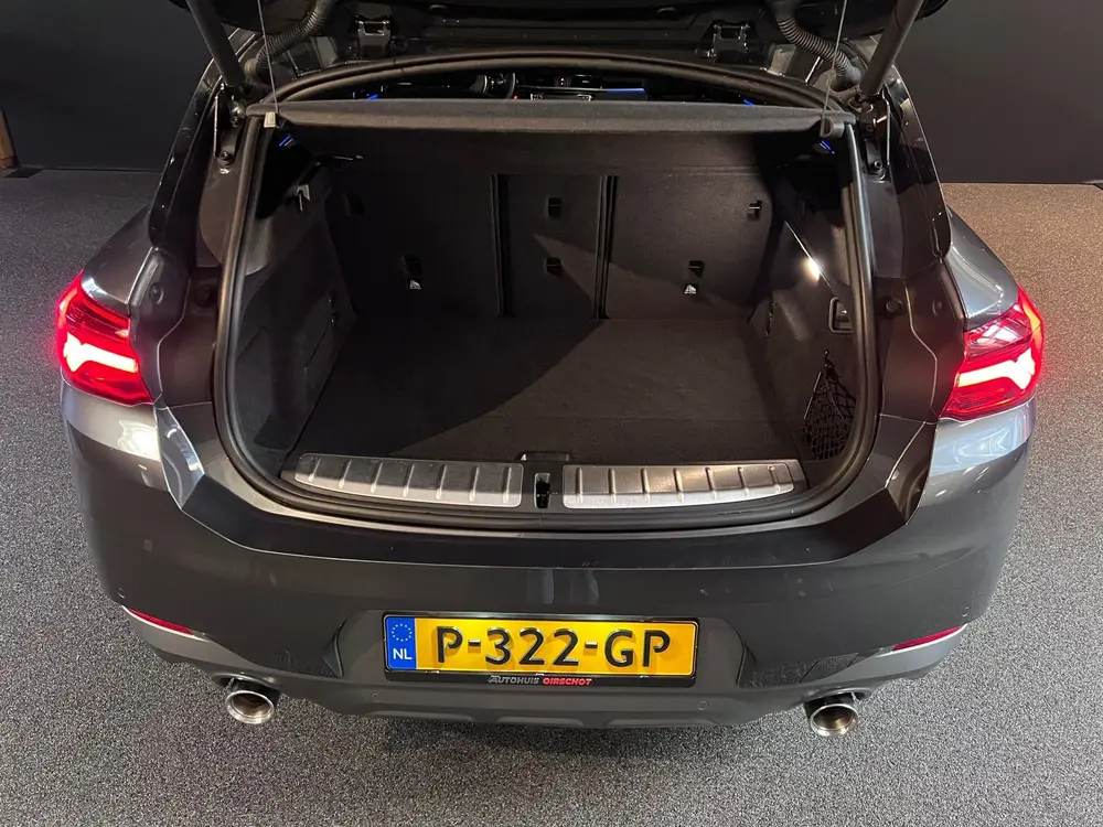 BMW X2 SDrive20i High Executive/ Pano/ Memory/ Keyless/ ACC/ uit 2019, foto 12